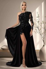 ROCHIE SPECTACULOASA DANTELA SI CATIFEA