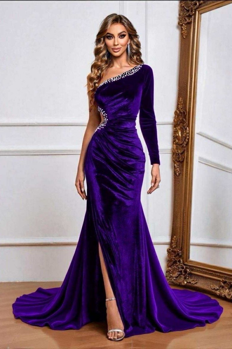ROCHIE SPECTACULOASA CATIFEA CU DECUPAJ