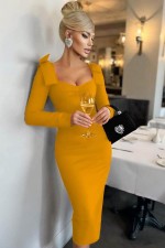 ROCHIE CU FUNDA PE UMERI