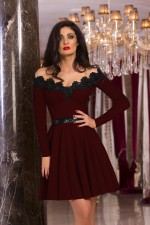 ROCHIE CLOS CU DANTELA LA DECOLTEU