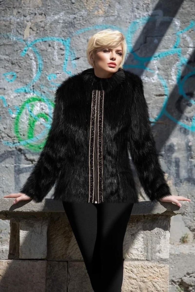BLANITA CU FERMOAR ACCESORIZATA