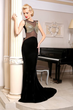 ROCHIE LUNGA DECUPAJ TULLE
