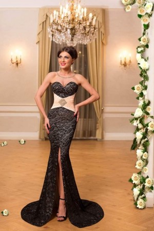 ROCHIE PRETIOASA DIN DANTELA