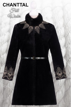 BLANITA ACCESORIZATA CU BRODERIE