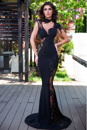 ROCHIE BEAUTIFUL LACE