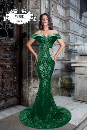 ROCHIE BEAUTIFUL LADY