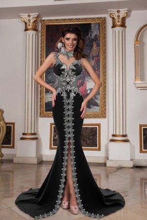 ROCHIE BEAUTIFUL LADY