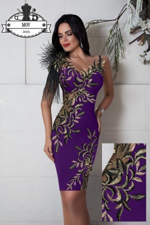 ROCHIE CHARMING LOOK